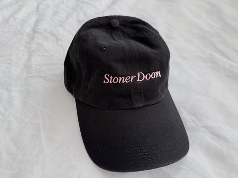 STONER DOOM. BLACK CAP. 100% COTTON